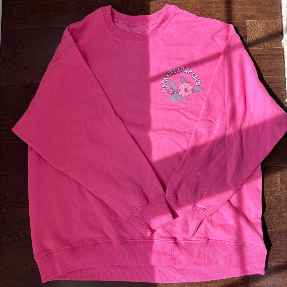 NEW Hollister pink crewneck, size large